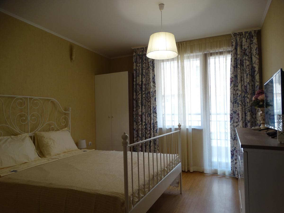 Апартаменты Lora Boutique Поморие Экстерьер фото